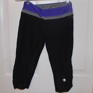 MPG Workout Sports Capri Shorts Performance XS